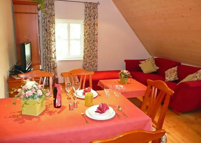 Huebner Apartman